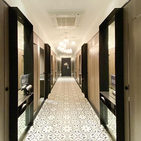 St Signature Jalan Besar Singapore Exteriör bild