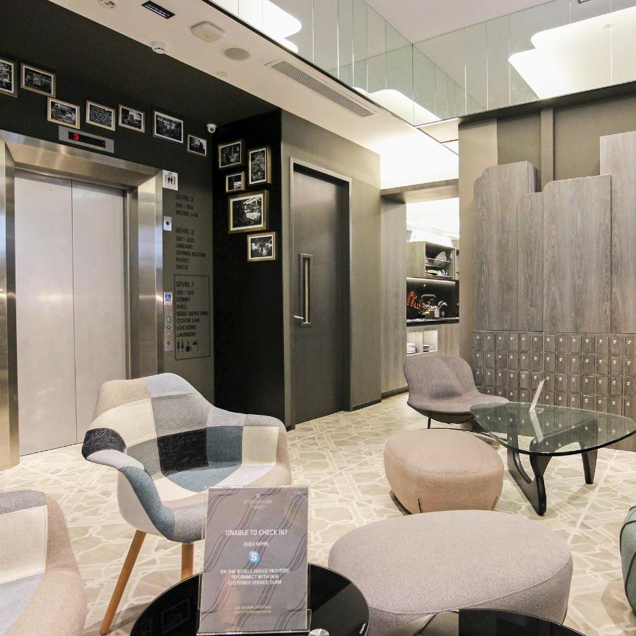 St Signature Jalan Besar Singapore Exteriör bild